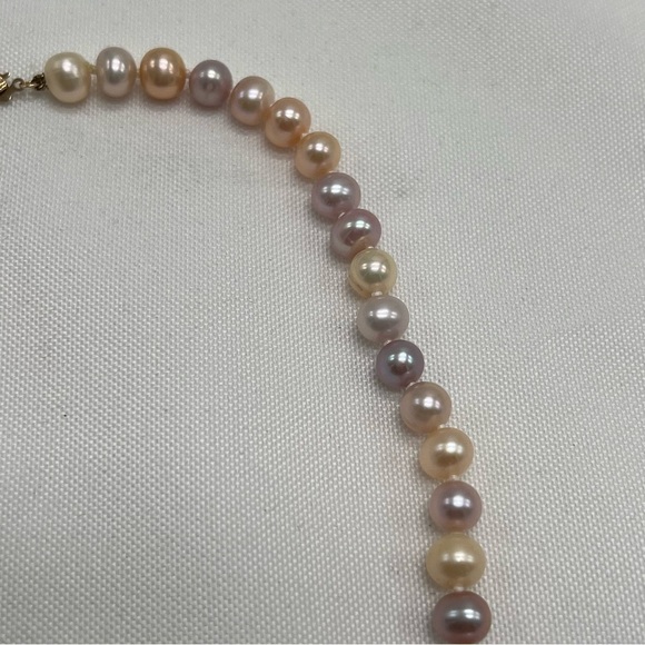 Multicolored Freshwater Cultured Pearl Necklace 14K Clasp 18 Inches - Picture 7 of 10